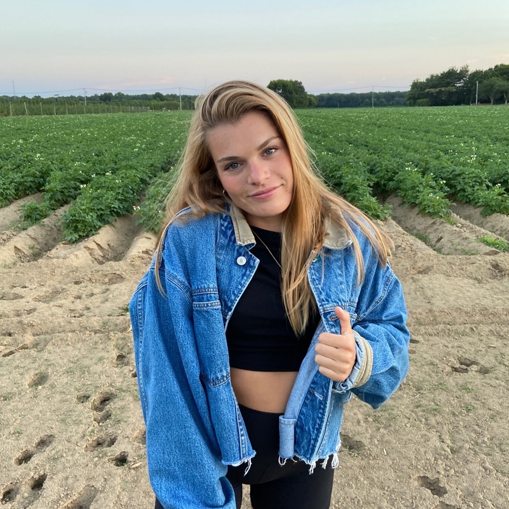 Meet your Posher, Gabrielle